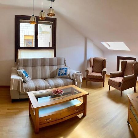 Apartamento Otal Бьескас Экстерьер фото