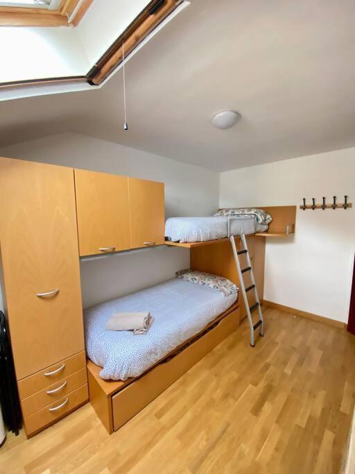 Apartamento Otal Бьескас Экстерьер фото